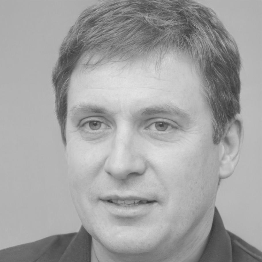 Raúl Expósito, analista principal de datos comerciales